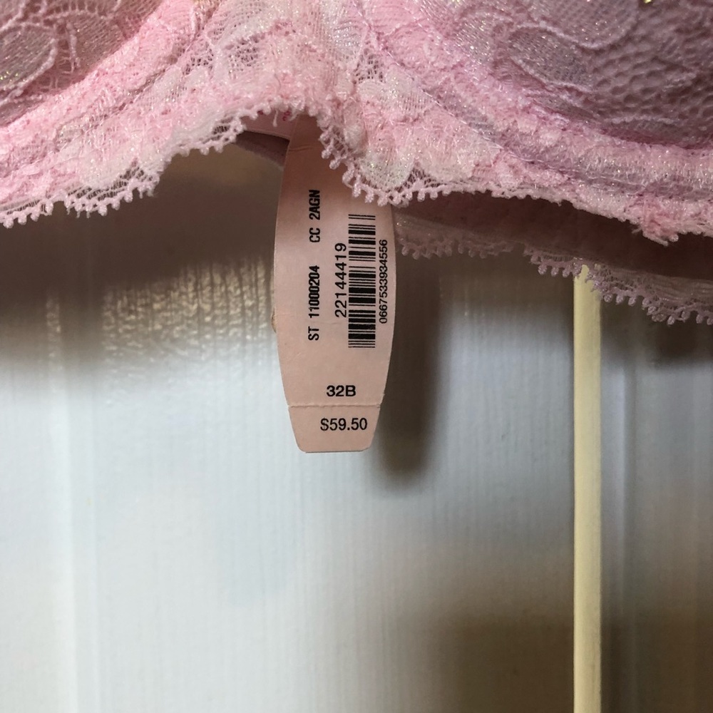 Victoria’s Secret lace/diamond bra. - Picture 3 of 4
